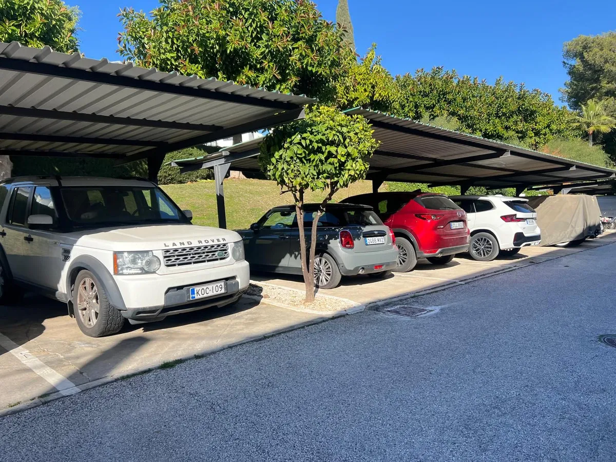 32524fa8-96f2-4fdb-b6fb-297330b87e84