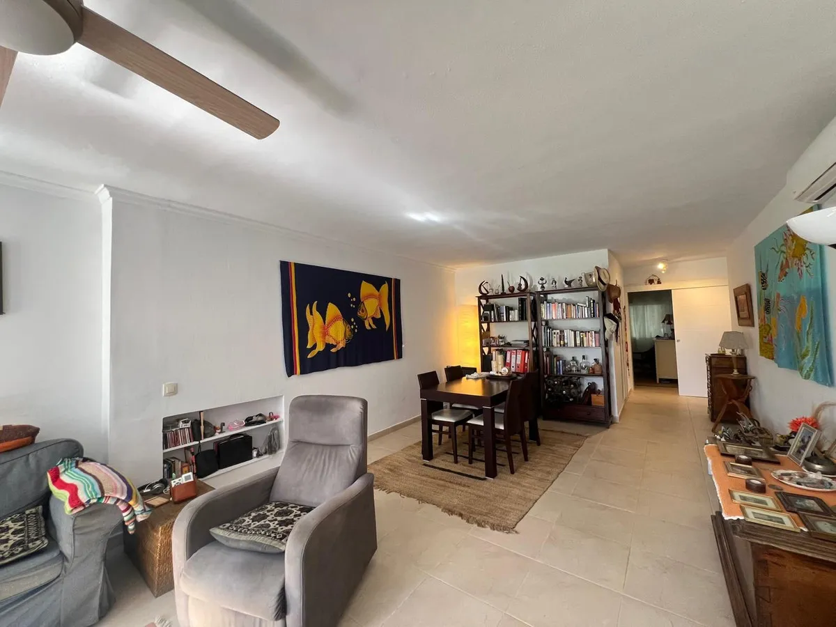 38a33e0a-bd0f-4d25-9ac2-a444c9b9d6de