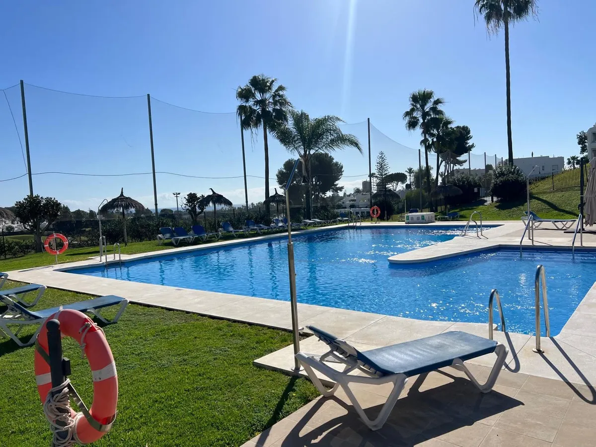 b1b00b04-1da9-43d2-9eeb-263f055537dc