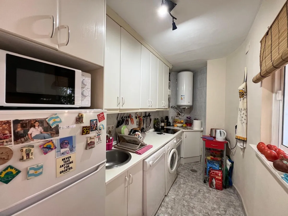 b3a20ffd-8080-4d29-9023-c7c7a9e43ffa