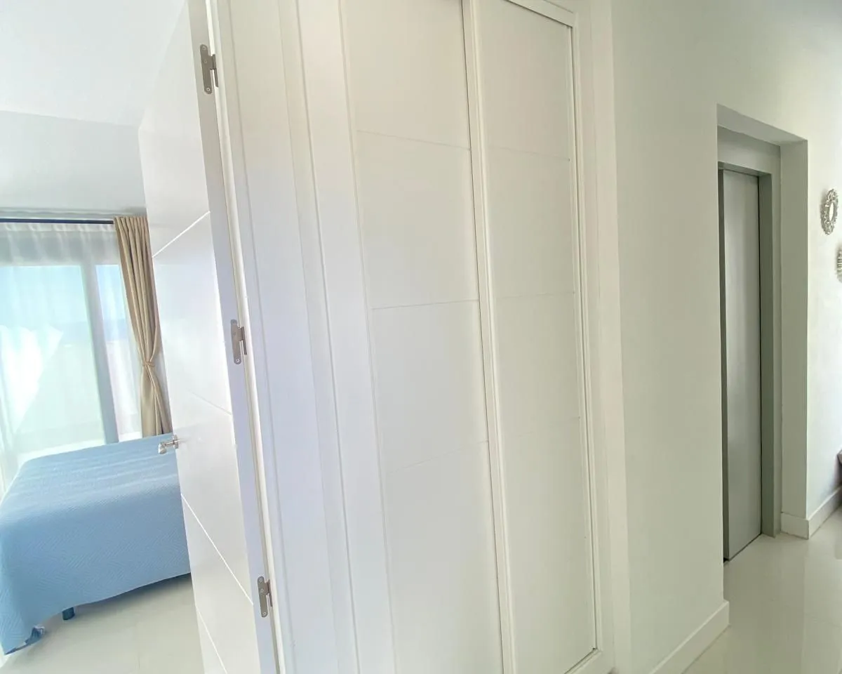 e15bfc42-d394-4a0b-af35-775b7c8730a6