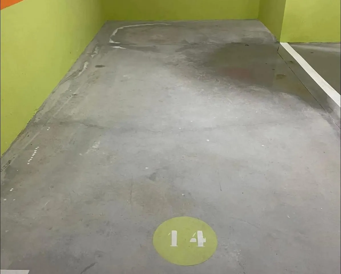 e8c0c985-972e-4b03-ab5a-acca4611ef66