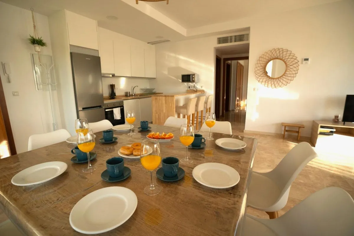 1f03eb01-742a-4310-9cca-6cd954fdc720