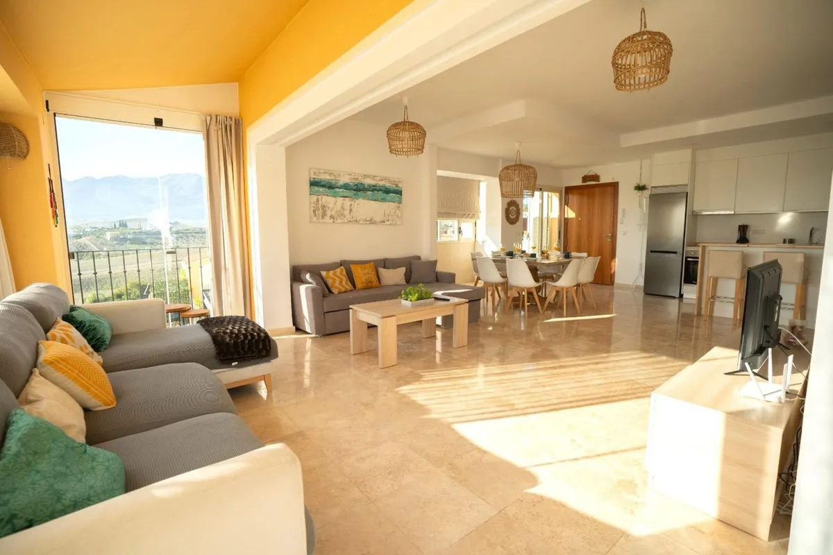 56eb83a5-342d-48a8-916b-46409223cc71