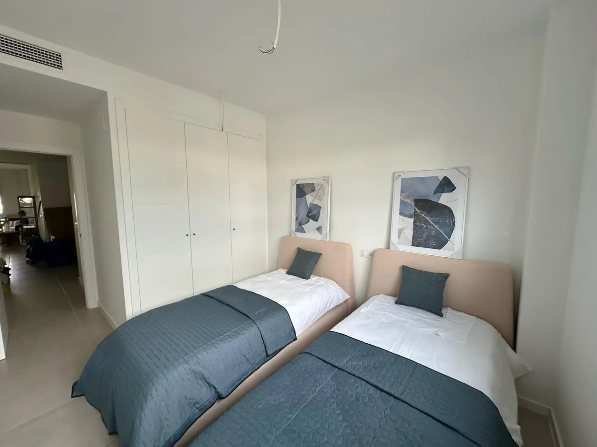 d554f311-434d-46c8-8487-4ba8302259d4