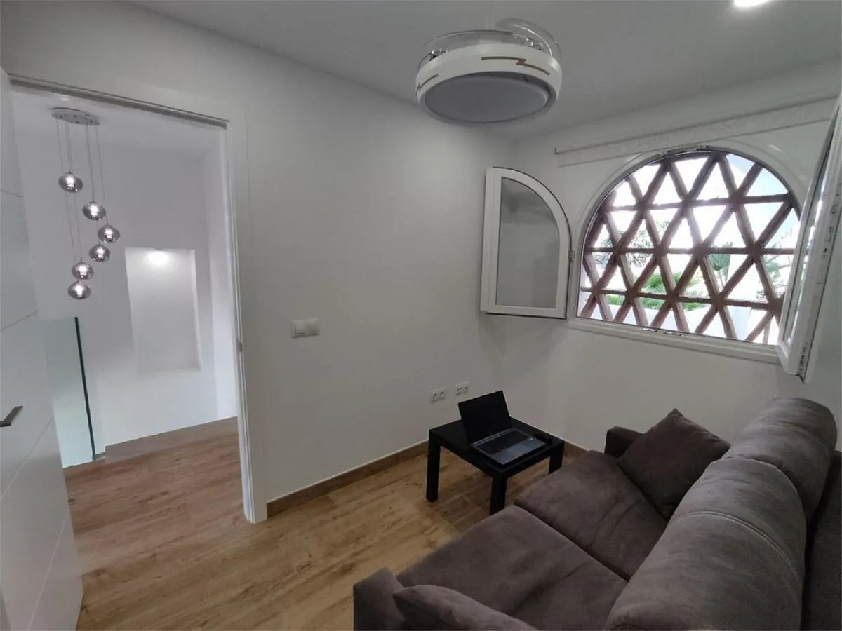 343a9bb3-3179-4c85-8427-fc8cb85cf194