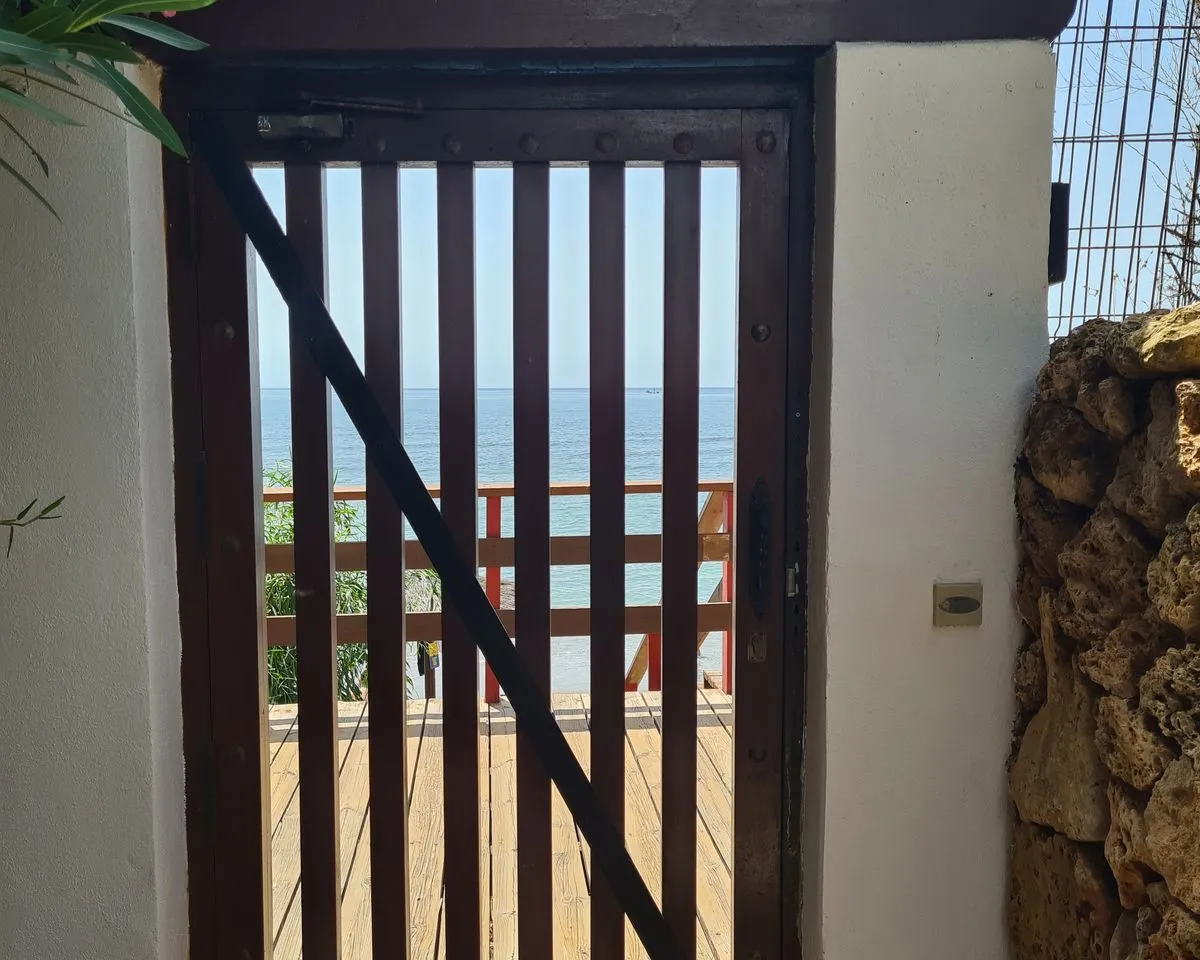 23193fbf-dd9d-494a-8b12-ba263e4eec1d