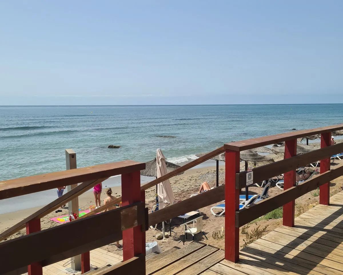 b4b5db34-61e5-4b76-83ae-8343081c4db0