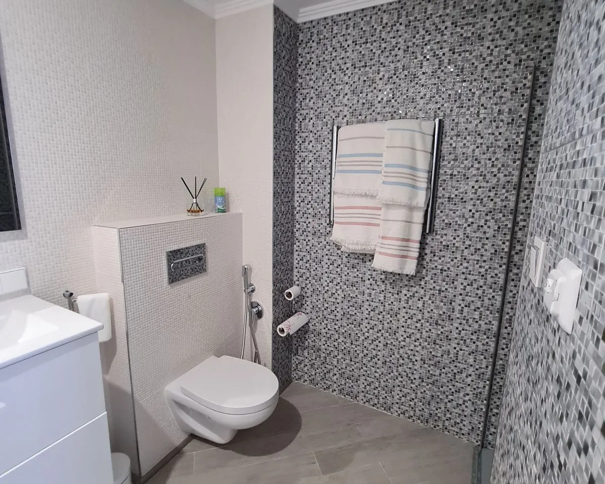 b5fdde14-7ff1-4c67-8b87-14229b61fd45