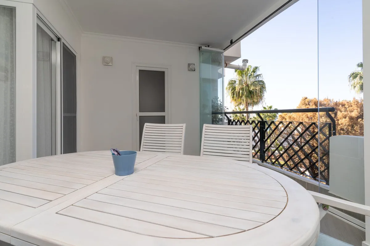 ba834907-bc23-42a1-9a34-2a28caf4e7e4