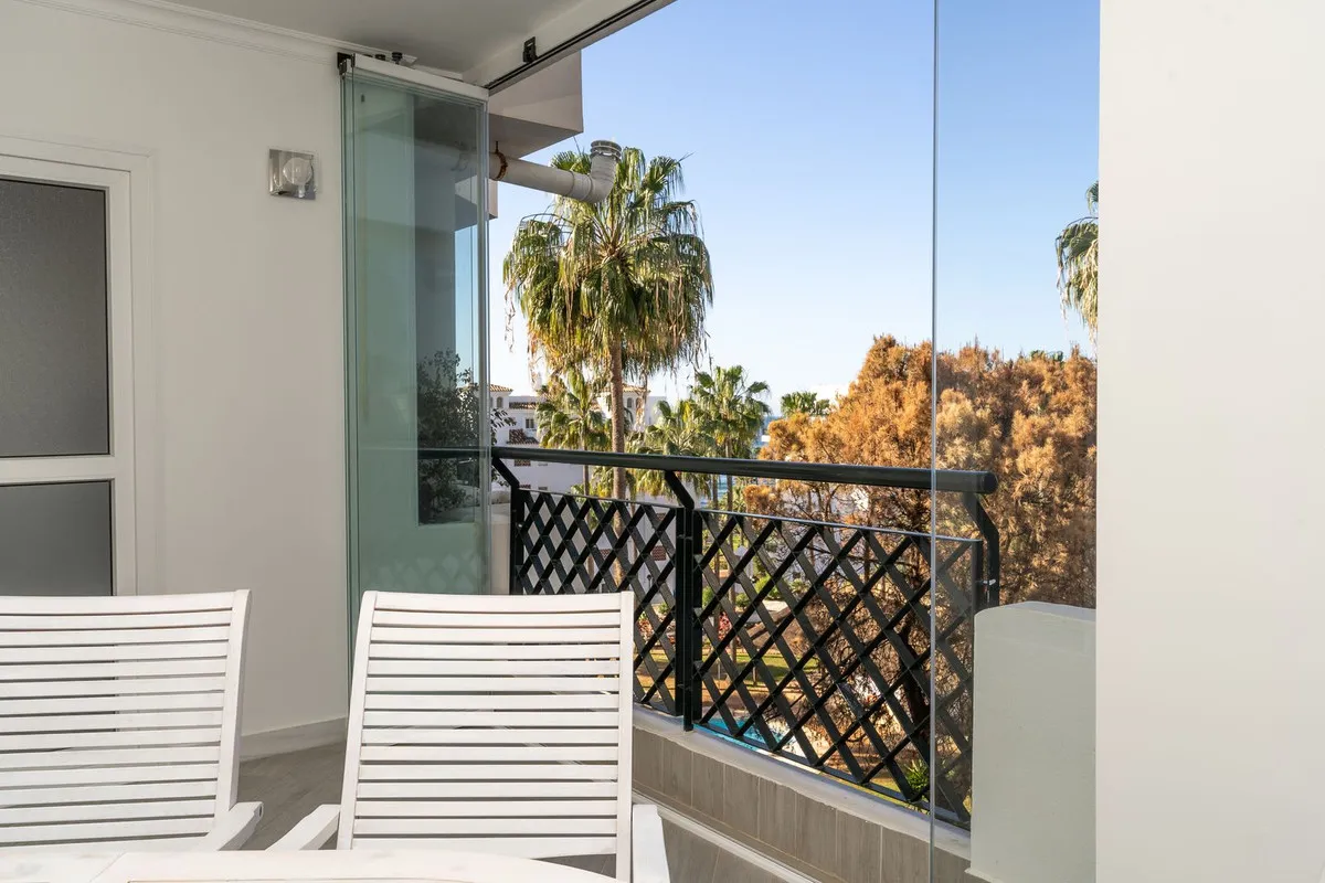 c29d6109-953b-4a47-a4a1-9c0056da1f1c