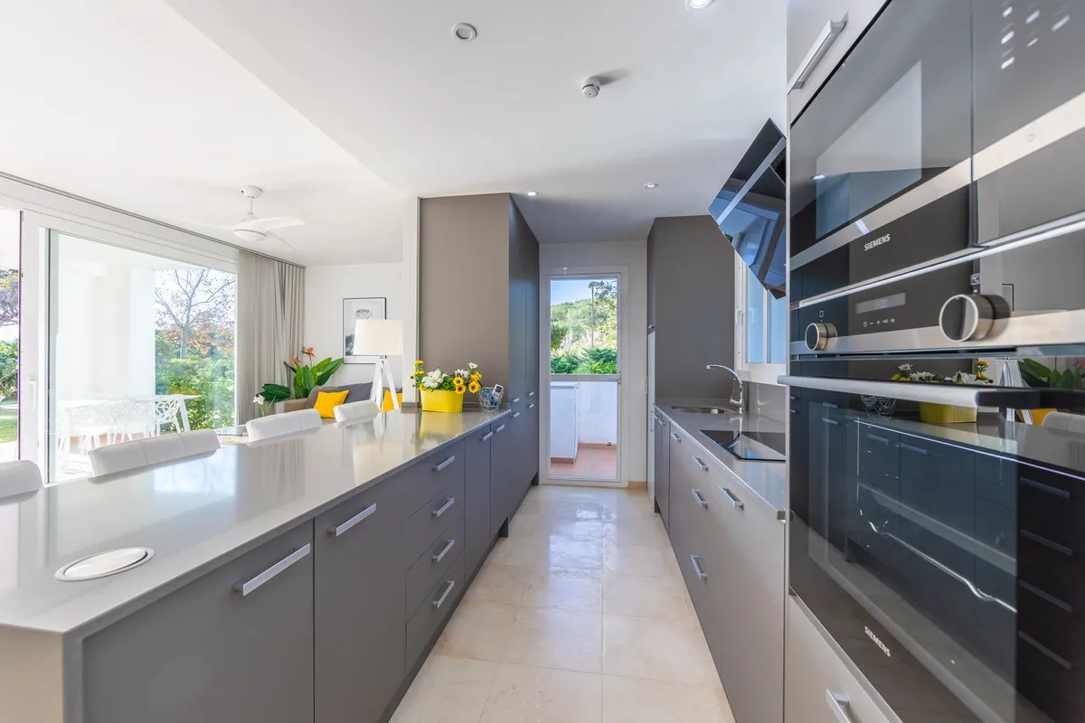 10336b36-073f-4845-99fd-c0cd526c70ec