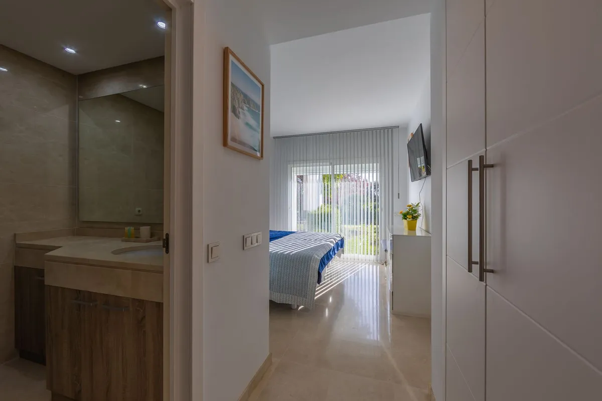 586c1b0f-b41d-4546-802f-962510e5c154