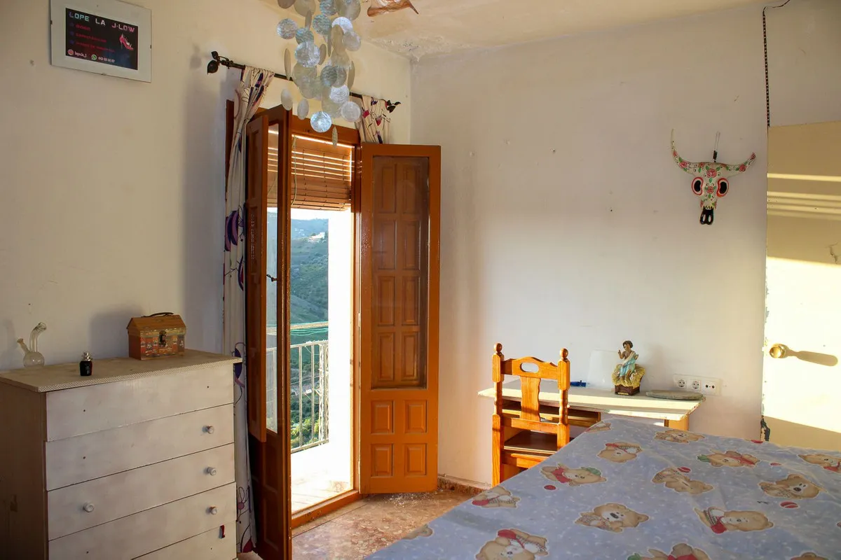 193bcb33-902d-43c1-a979-77bd8102e8e7