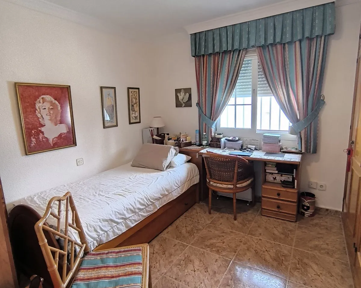 7cfe5d87-6c43-46d6-8f70-16d53c468e82