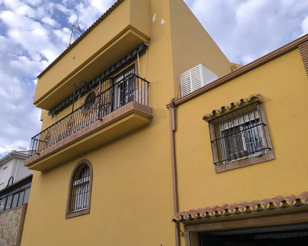 9b09c6b1-f5df-4cde-a11a-7fc9c295851e