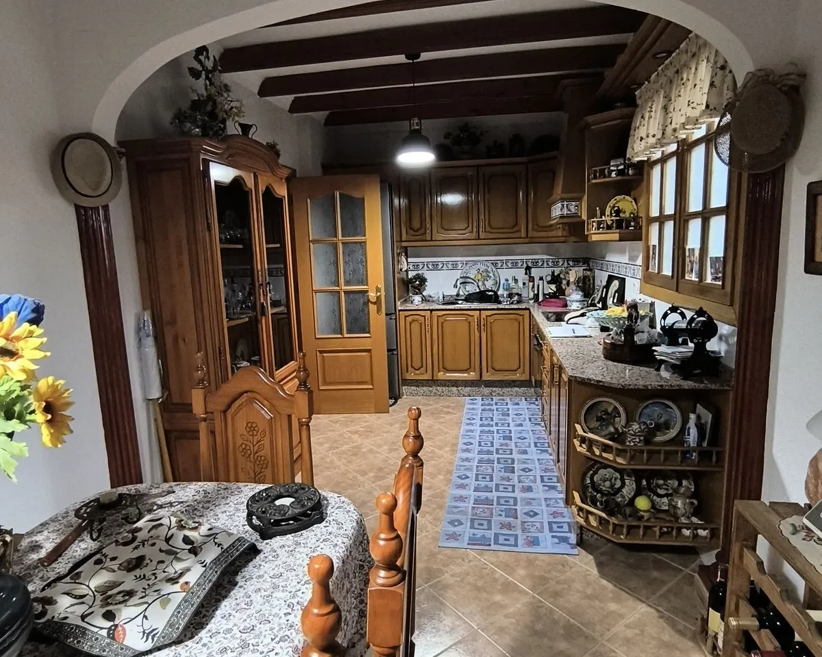 b08ed75d-9410-4b2e-a567-237cc2d3f0df