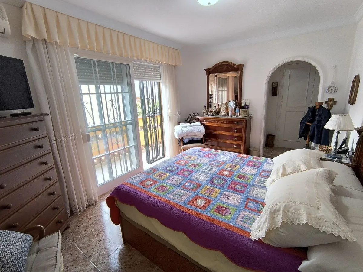 ea7c1928-b9d1-4a3b-b81c-4eaf4cef4c5f