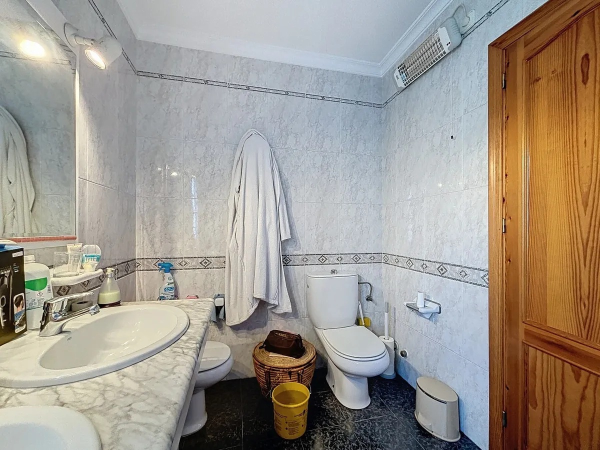 1117539b-9d3c-482c-a9b2-19d137e8d8b0