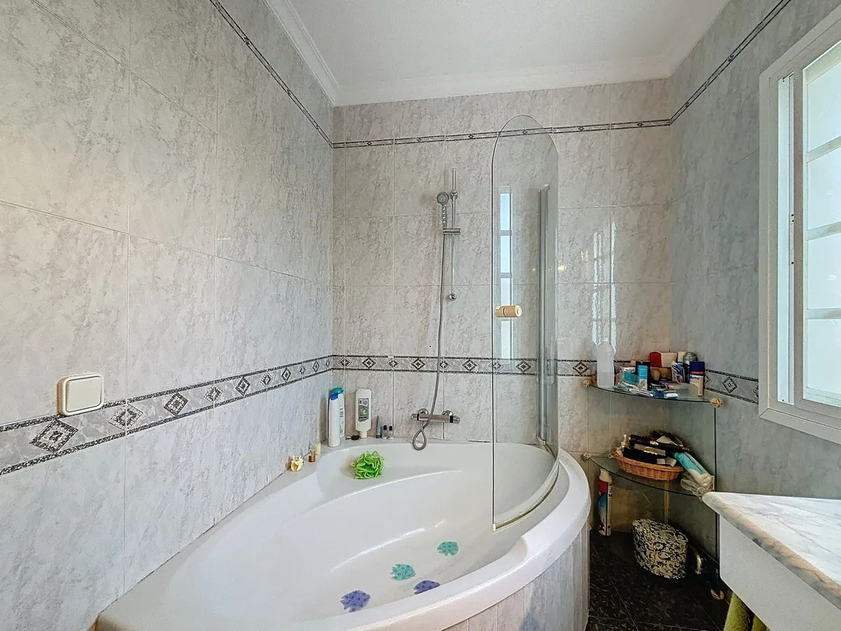 79d8a087-f2e5-4358-8db5-45ceff90d343