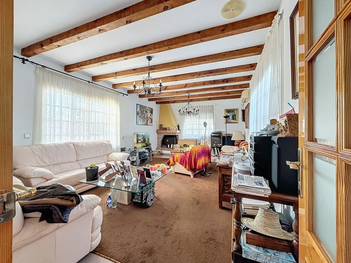 f3532a67-eed4-42a2-8633-d15b776358e3