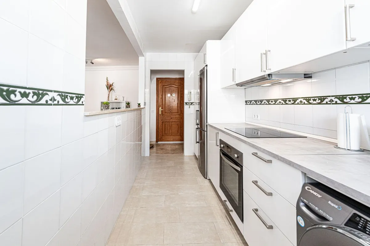 5b466fc3-512e-459f-b0a0-b886e9c2856d