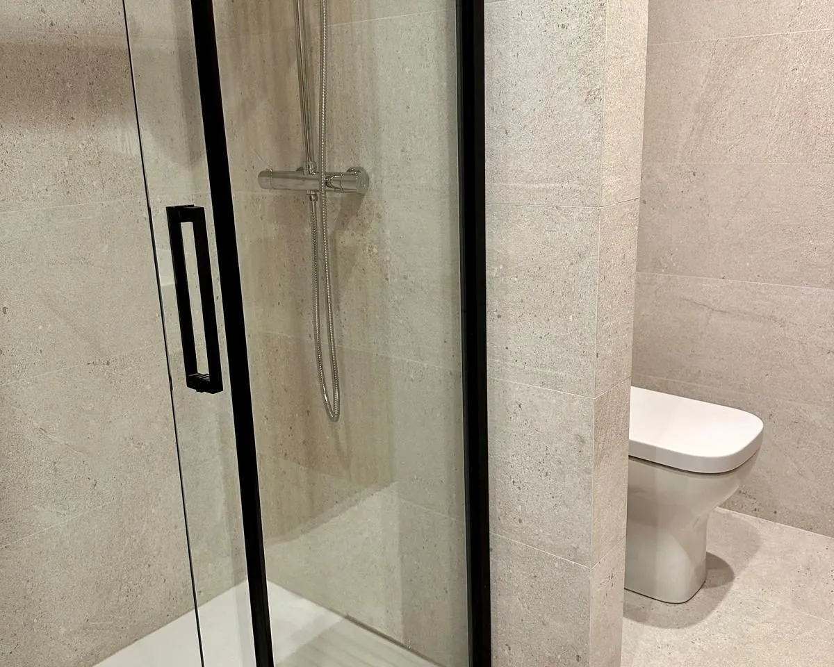 6cc1a477-33a7-408f-a949-f435c378febf