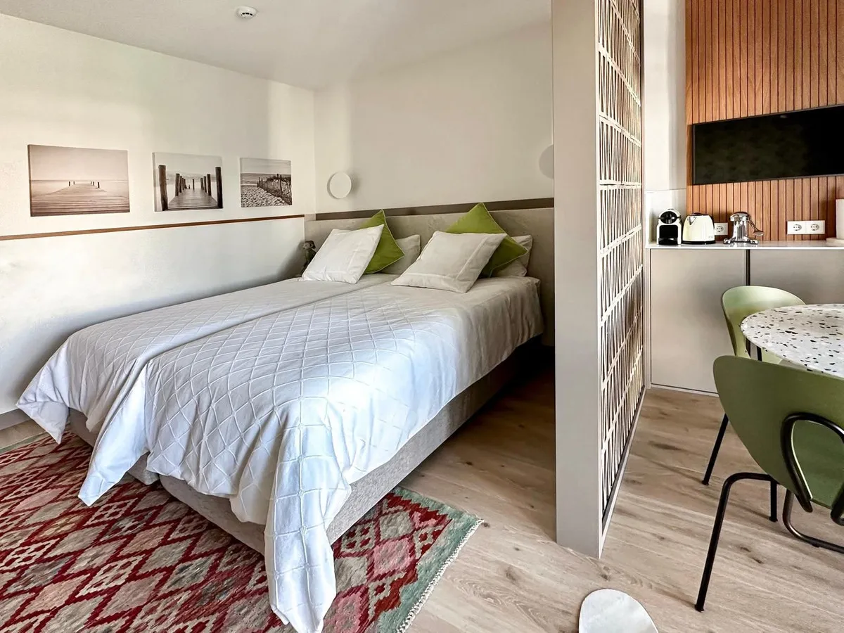 aa9faf6e-8ea4-4b39-a8bb-691113dfd804