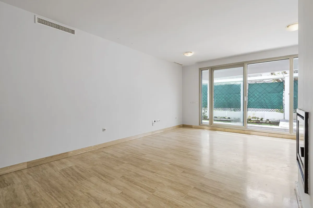 a202f273-6a76-49ce-8b8b-fb96c4f89aa2