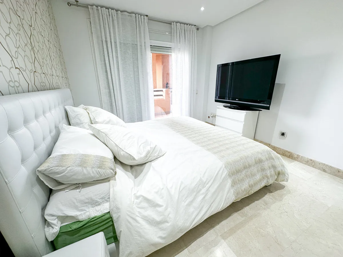 ecd64538-7487-402d-aae2-3d13c7258b85