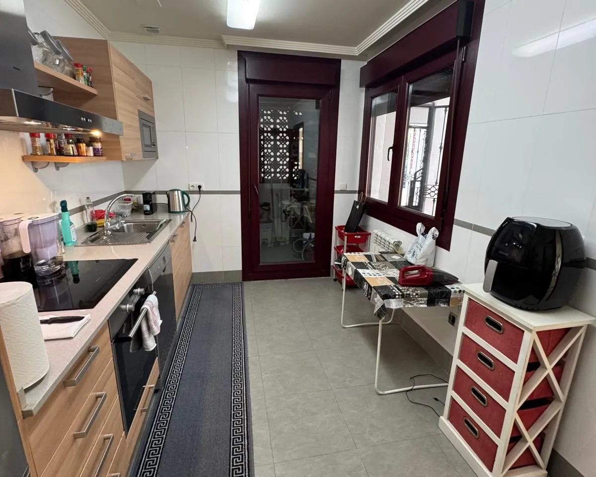 dd9c8087-6ca3-4d98-b1ab-c4363595fb55