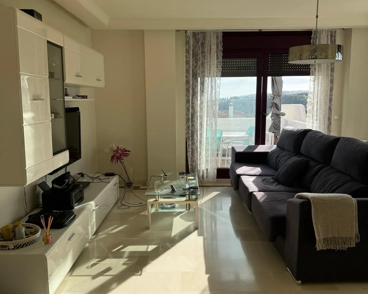 f09012c3-83f4-4d2e-915f-92b0f523b309