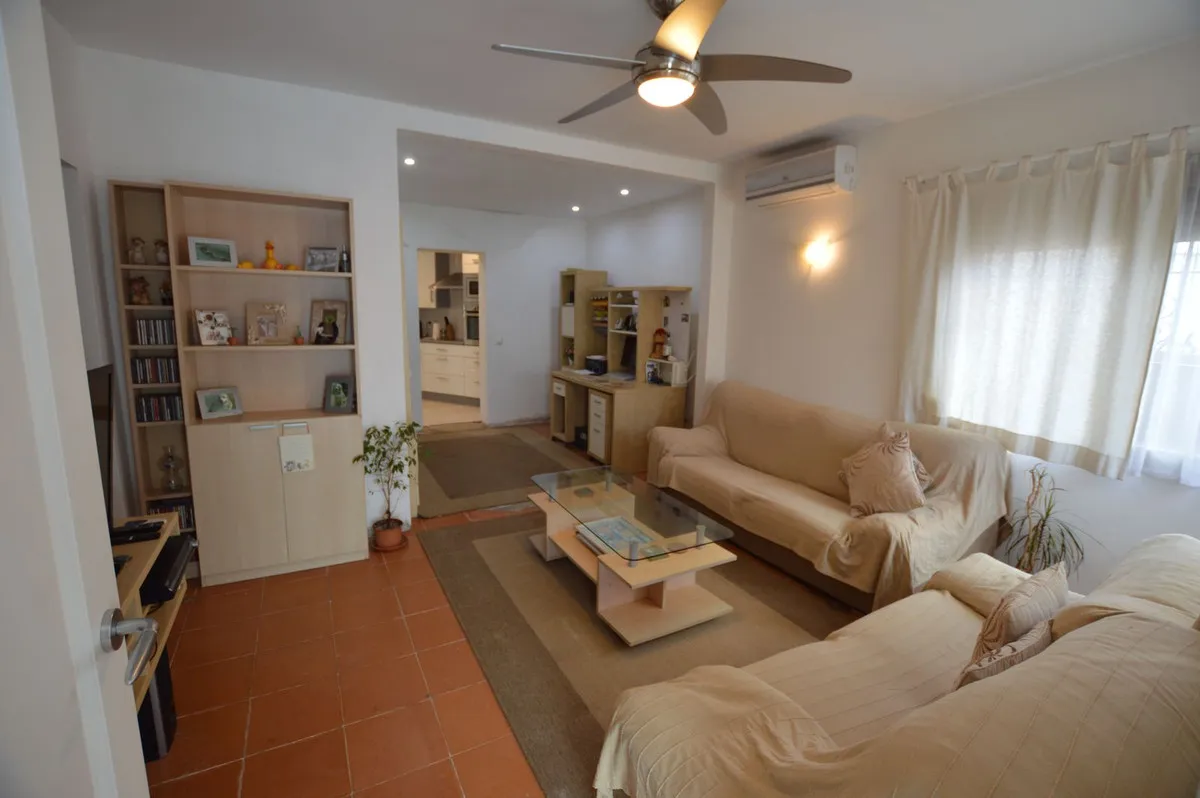 343ff293-59ca-48a7-8aab-8a0f4a4345cb