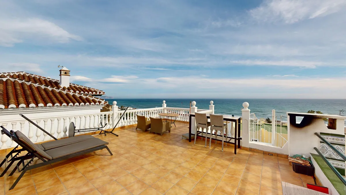 216eca59-109a-4a55-a4a9-9fe70cb0f110