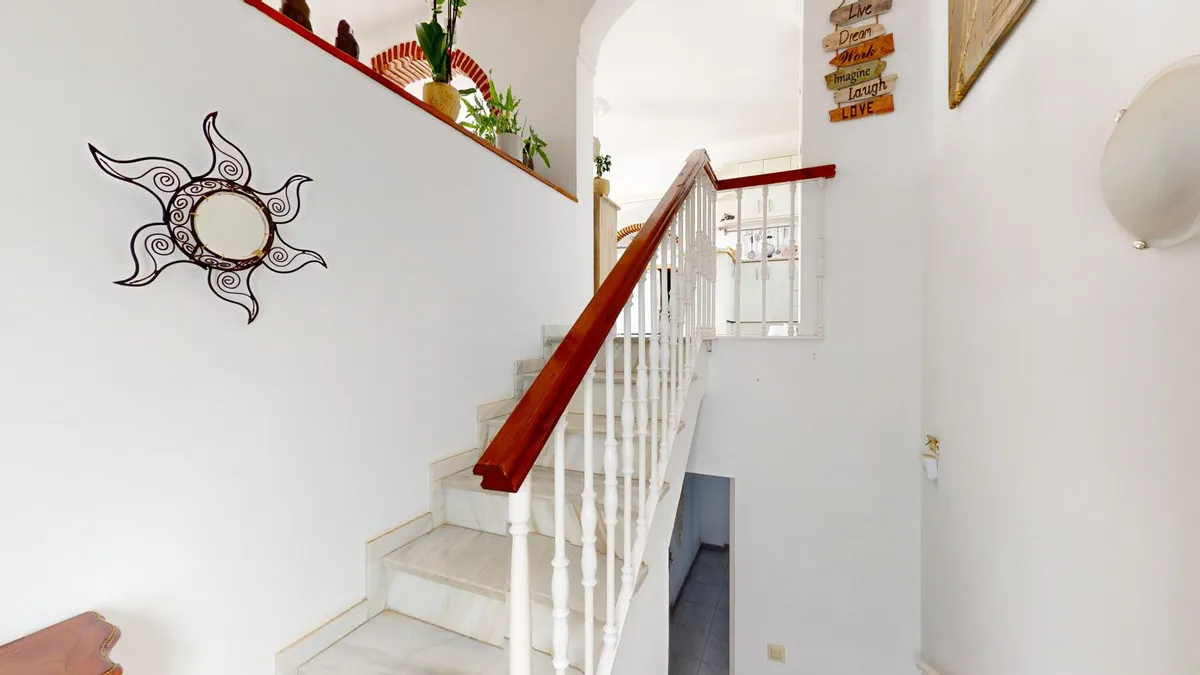 6f39528a-fd4e-4a29-8ba1-da87630ee2f1