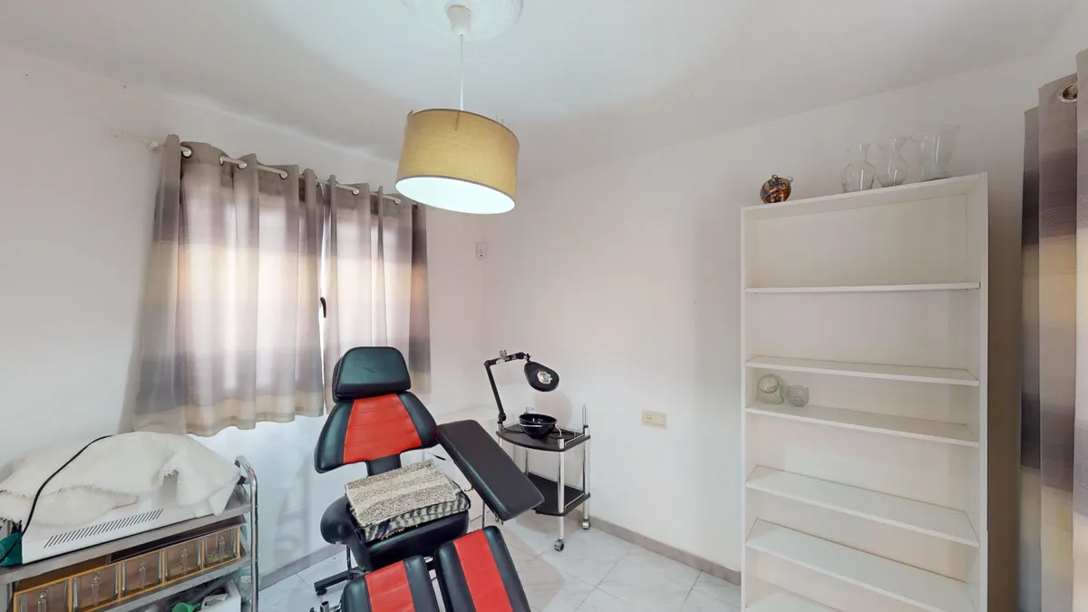 781f8988-1e59-47a6-a1b5-bd72cf429715