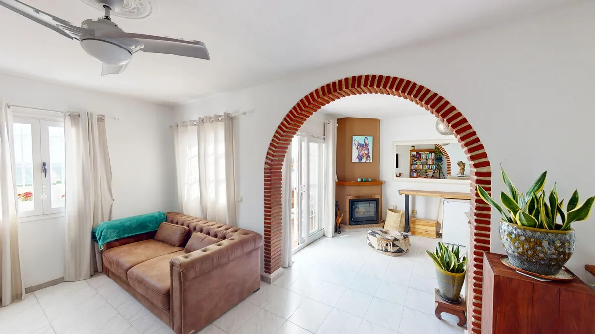 ee32dda0-8117-4d53-9ce4-817551a414eb