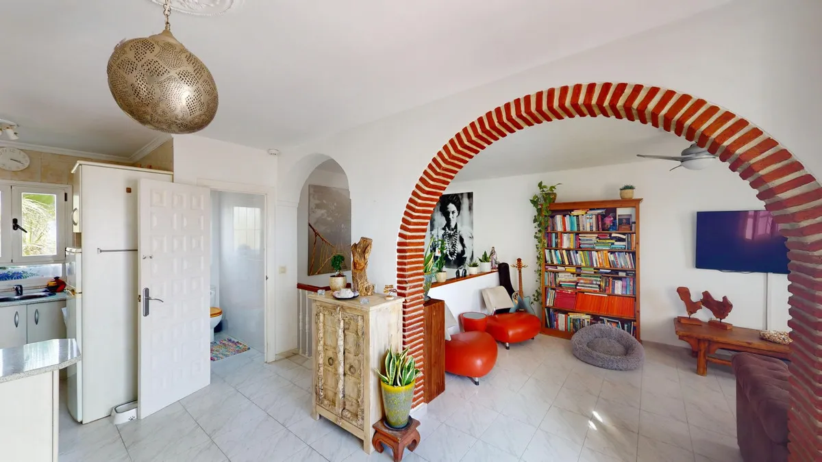 f1a4e59d-af04-46ef-856e-2635d61f6a1f