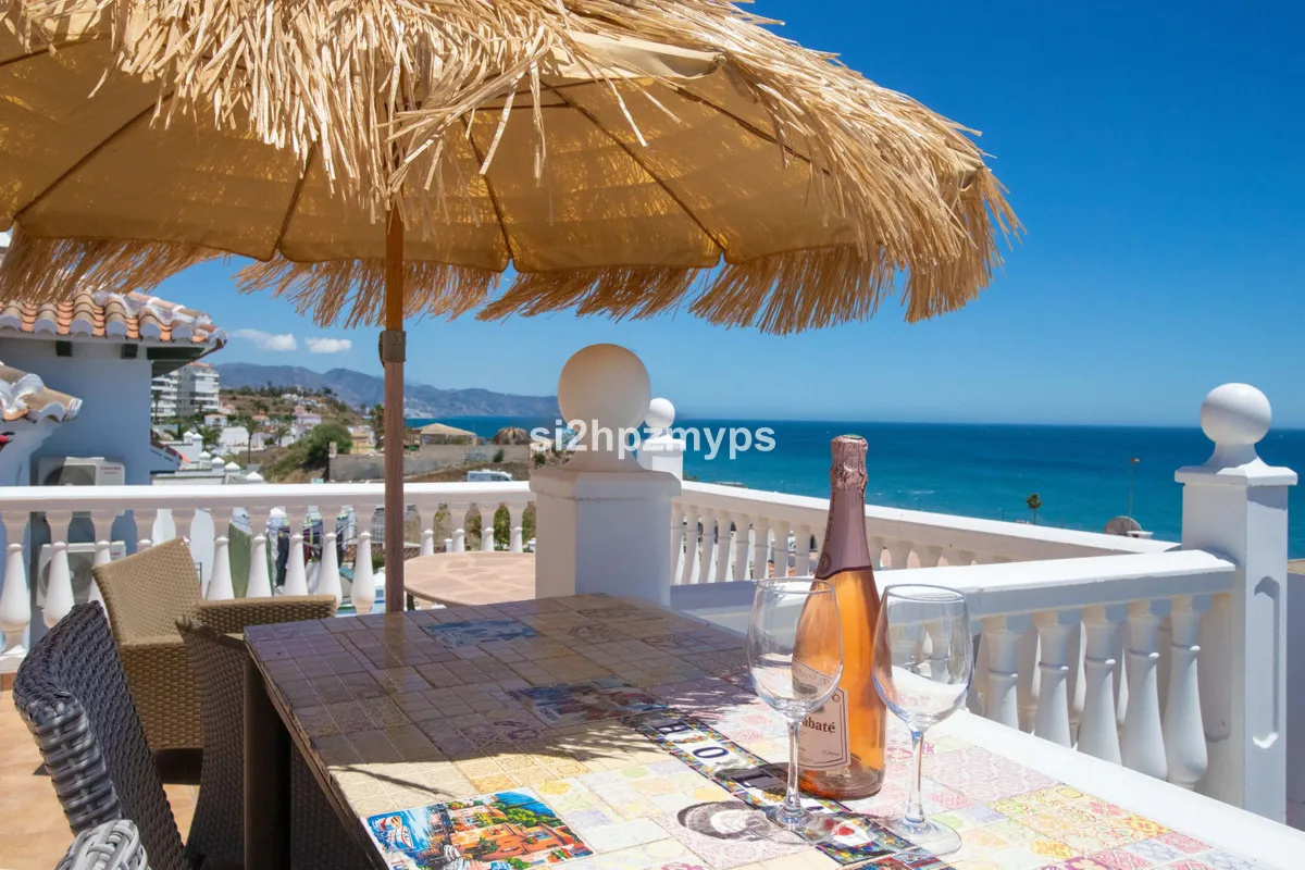 7c2b6c33-d1a1-4c39-b96d-936ea1bb4479