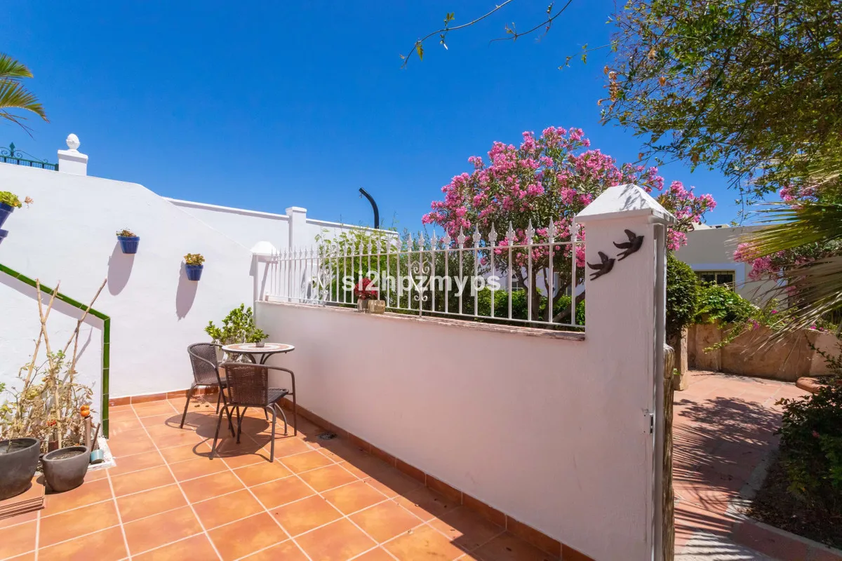 9755c50b-a3cb-4810-ab9c-0a4afaabf3bc