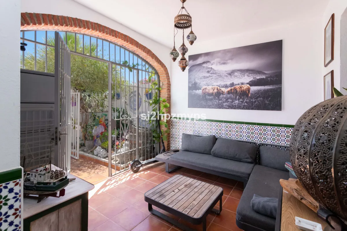 ac88b8d8-20d6-4ea6-ad12-991bbd977a5d