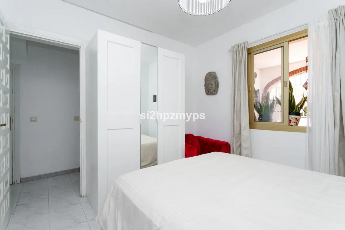 e7430041-1304-40d2-91d0-c1bccca7cc8d