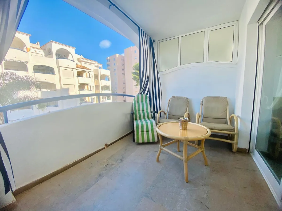 17ef4a96-0868-47e7-9bbc-f2c1ab492394