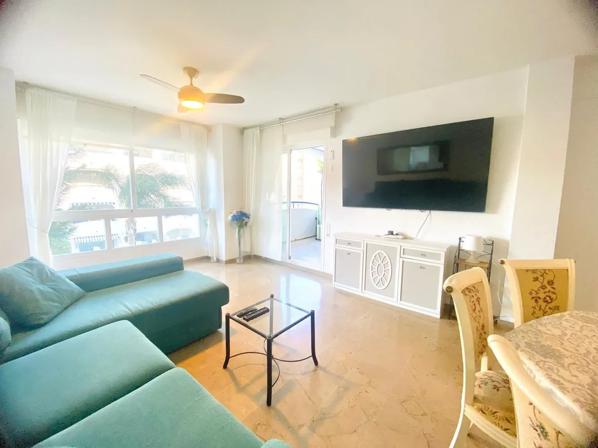 85d93ba9-5da3-4c48-9f4a-7cc171c15fe9