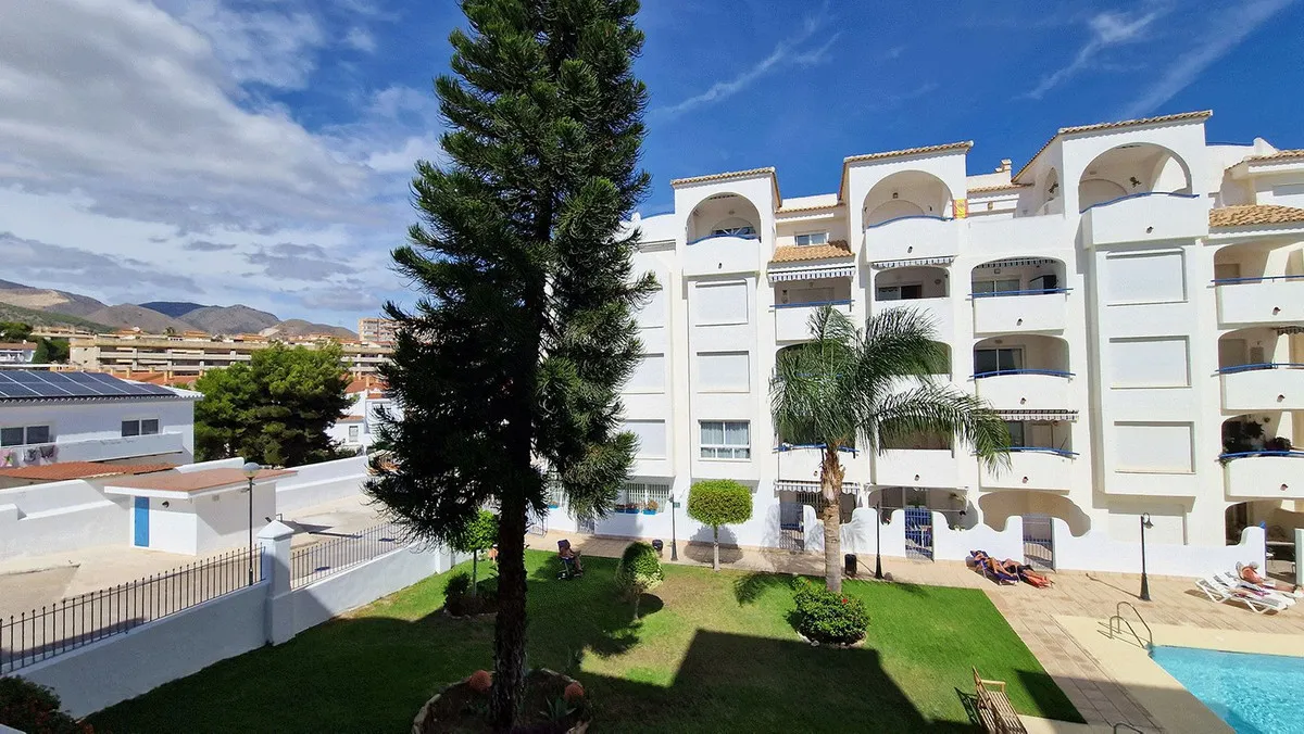 e3561a04-0552-47d5-a280-f32b03b007d4