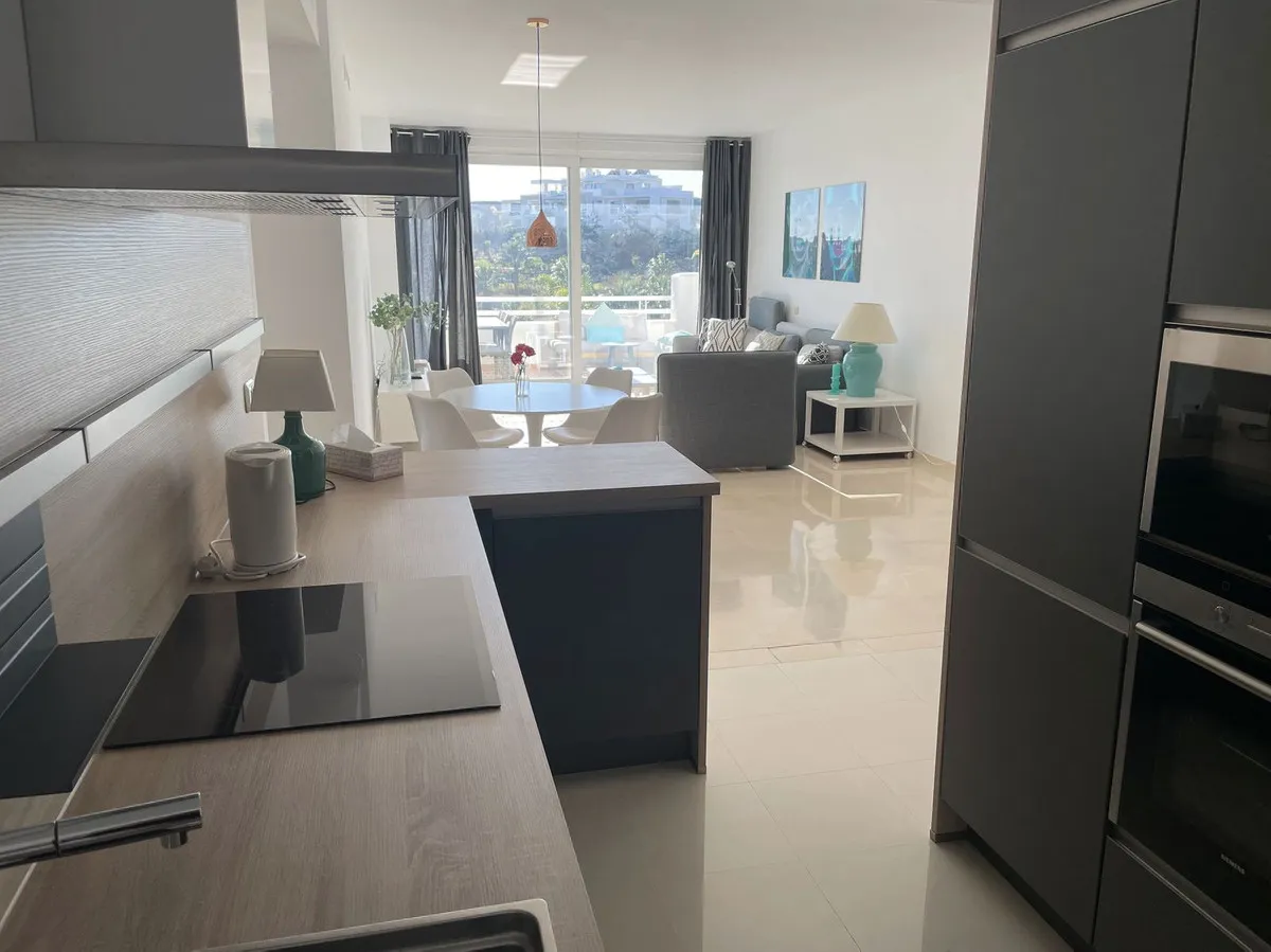 af839e93-d009-43ad-8e3d-94e5ae1c7e33