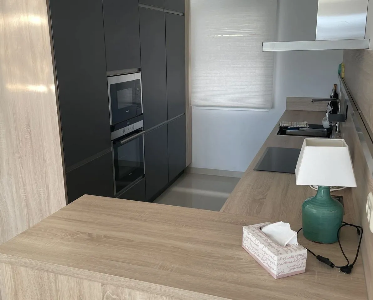 c7a0a6e1-986f-4d4d-80a4-d5502867e092