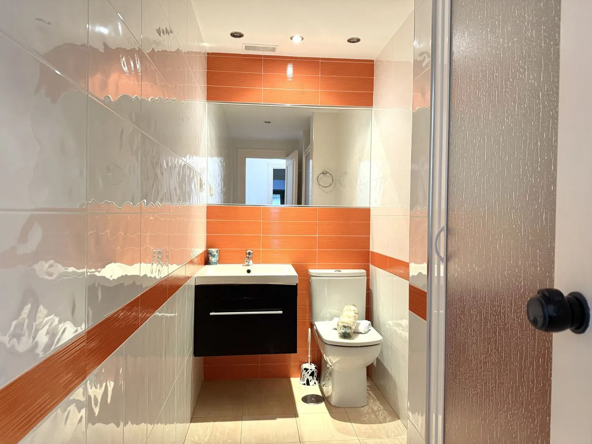 ef9cf80d-bd48-4bf5-ab18-d64fd5f32b8a