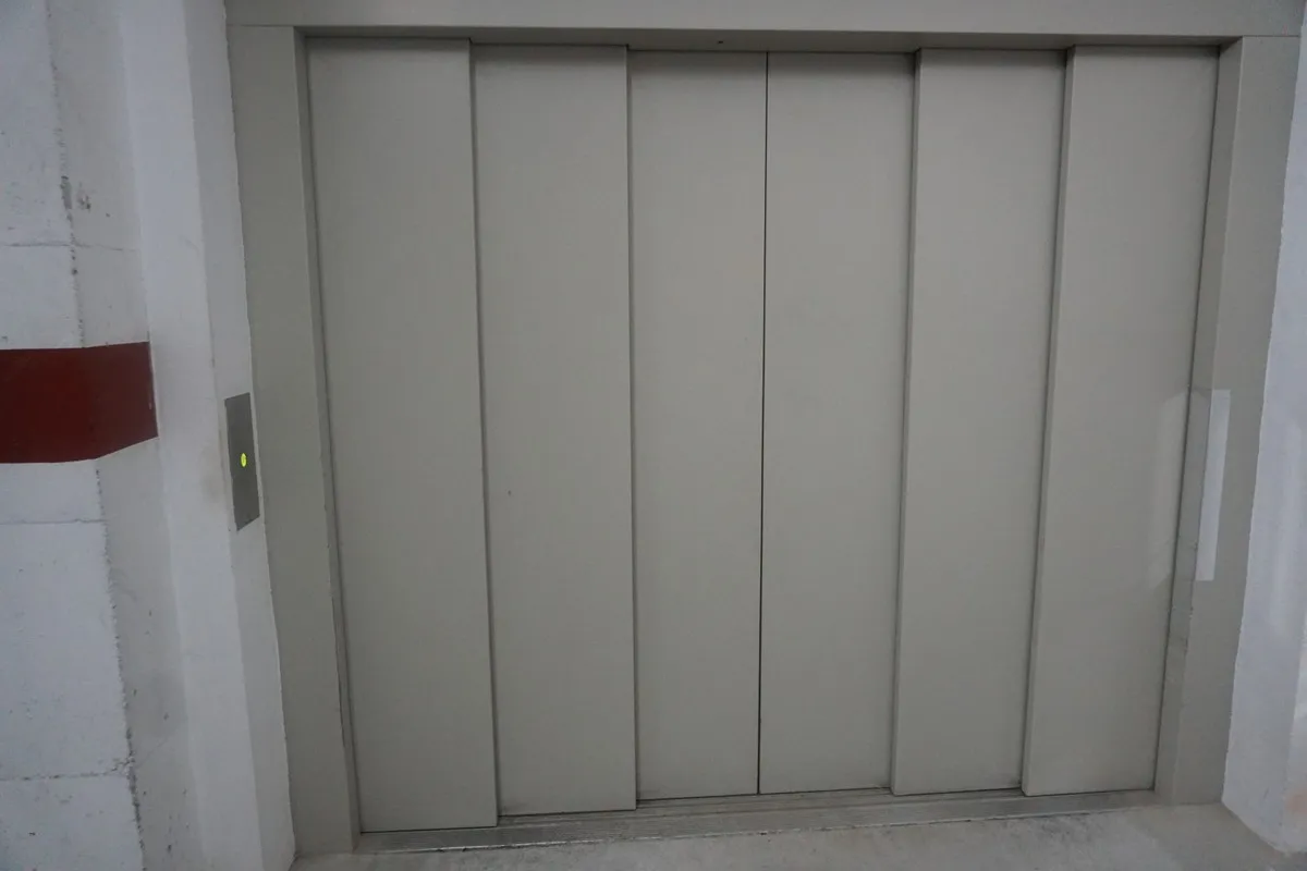 fecba7bf-5432-40c5-9e74-49d2b7322973