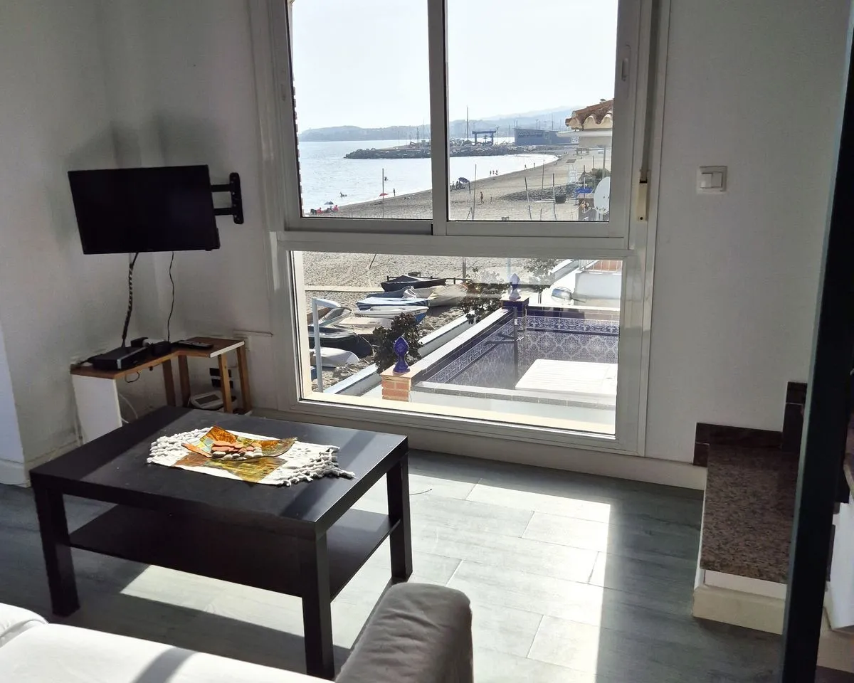 1ec5abbf-272d-49b2-8231-140d9b1950b8